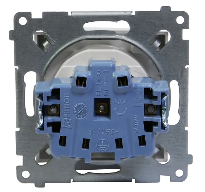 gniazdo-z-klapka-biale-z-uziemieniem-bryzgoszczelne-ip44-kontakt-simon-54