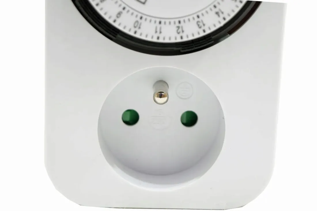 programator-wlacznik-wylacznik-czasowy-timer-dt01