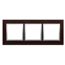 ramka-potrojna-drewniana-na-4-gniazdka-serii-simon-54-nature-srebrne-wenge