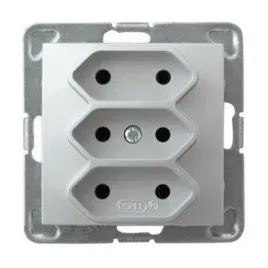 gniazdo-elektryczne-potrojne-kontakt-euro-do-ramki-impresja-ospelgp-3y-m-18