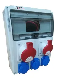 rozdzielnica-budowlana-16a-4-32a-4-3x230-4-pin