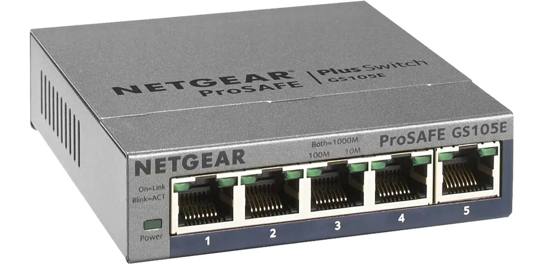 switch-5xge-gs105e-200pes-netgear-stan-nowy
