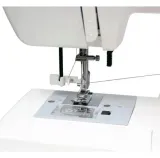 maszyna-do-szycia-janome-juno-e1019-torba-gratis-material-tworzywo-sztuczne