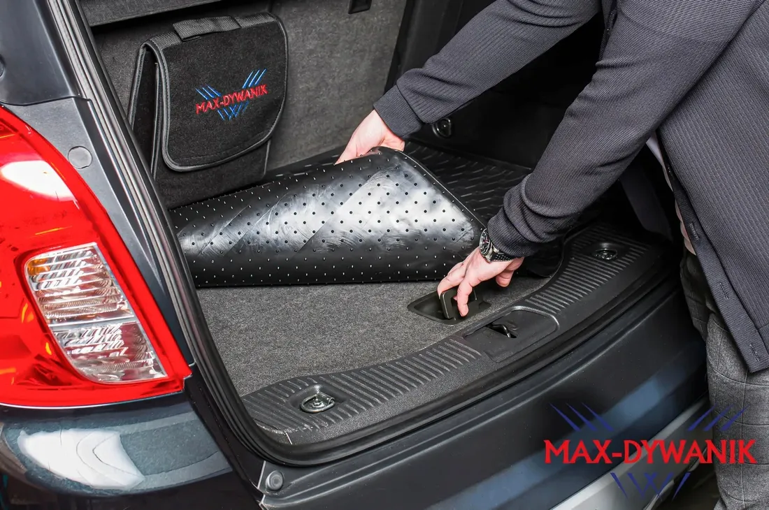renault-trafic-van-2014-mata-bagaznika