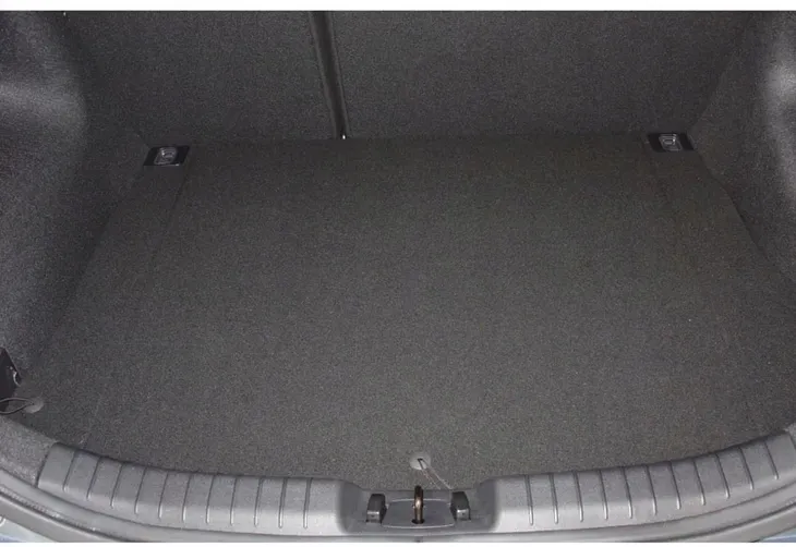 kia-ceed-hb-2007-2012-wklad-do-kufra-waga-z-opakowaniem-1-3-kg