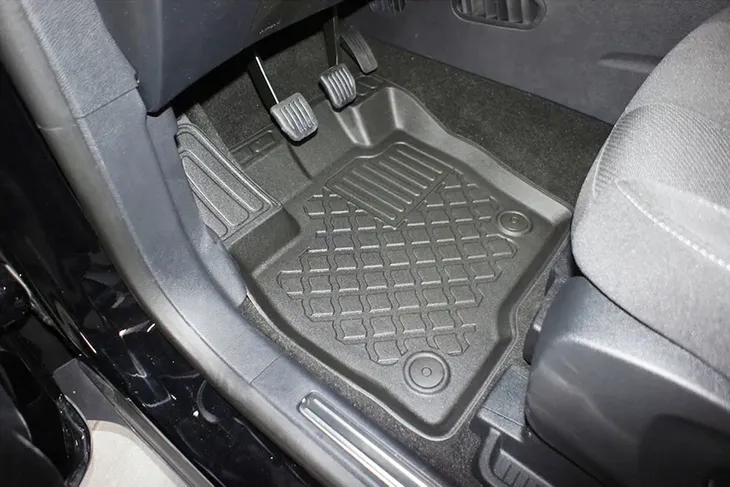 ford-s-max-ii-van-2015-dywany-do-auta-liczba-elementow-komplety