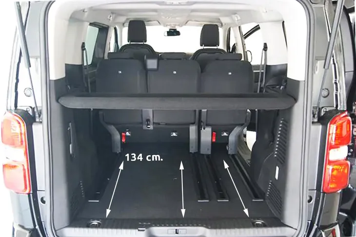 proace-verso-van-5d-2016-wklad-do-kufra-waga-z-opakowaniem-1-8-kg