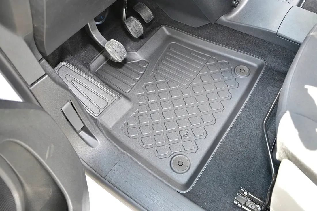 opel-combo-e-life-kombivan-18-dywany-do-auta