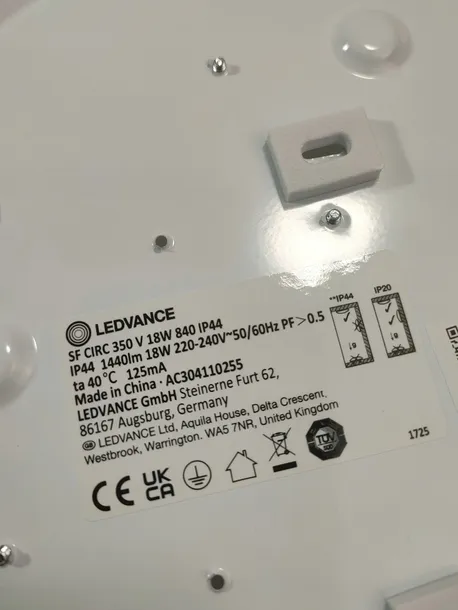 plafon-led-ledvance-surface-circular-350-18w-840-ip44-liczba-punktow-swiatla-1