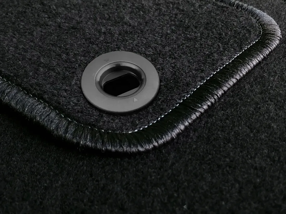 corolla-x-e140-e150-2007-2013-dywaniki-samochodowe