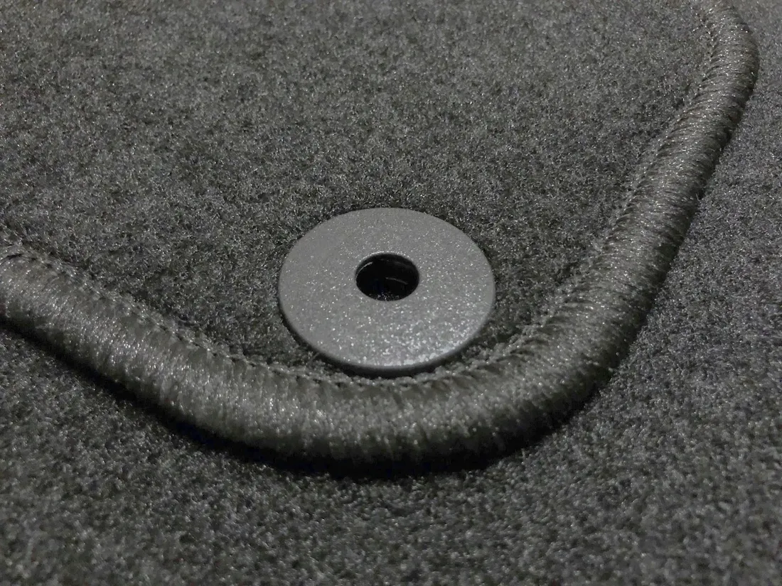jeep-compass-ii-2017-dywaniki-samochodowe