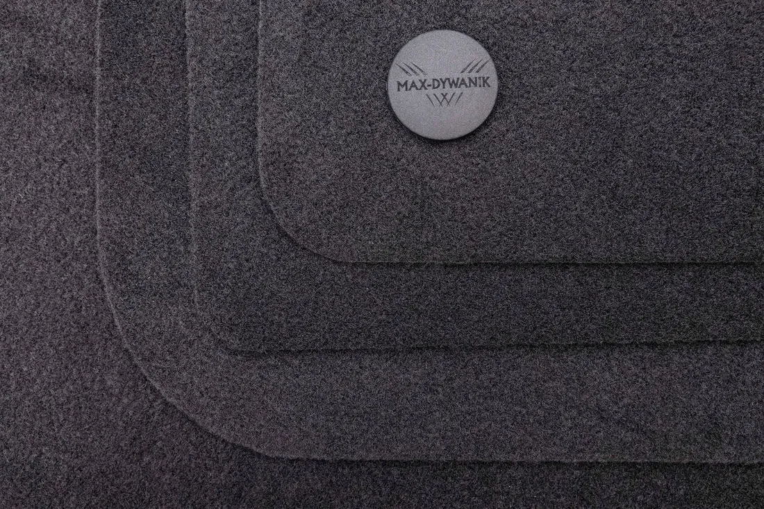 bmw-5-e60-e61-2003-2010-dywaniki-welurowe-stan-nowy