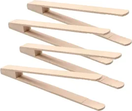 chwytak-ogorkow-kapusty-szczypce-grilla-drewniane