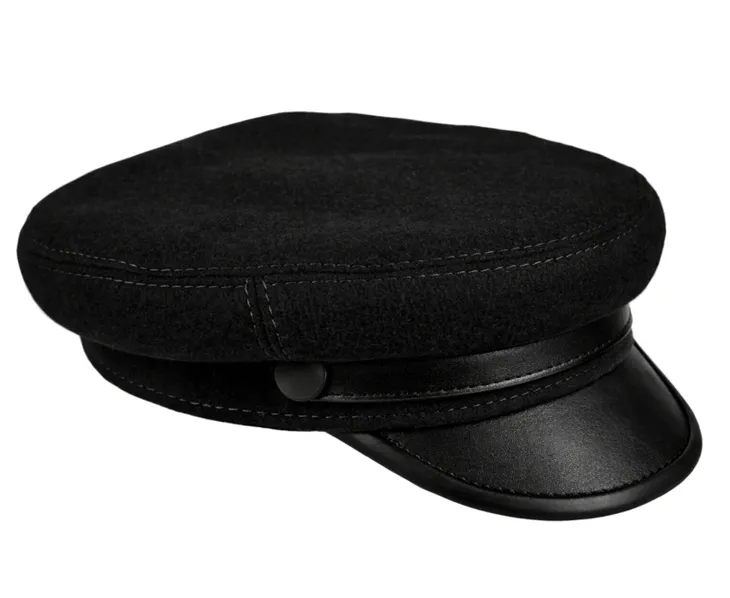 Wełniana czapka maciejówka czarna ze skórzanym daszkiem Witleather Skoczów