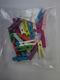 klamerki-spinacze-drewniane-ozdobne-kolorowe-mini-20szt