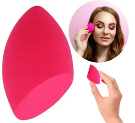 blender-gabka-do-makijazu-podkladu-pudru-bronzera-beauty-make-up-scieta