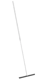 sciagaczka-do-wody-z-uchwytem-teleskopowym-bialy-mat-mosiadz-omnires