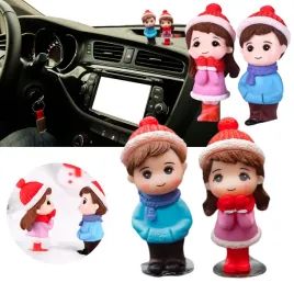 dekoracja-deska-rozdzielcza-samochod-figurki-prezent-walentynki-zimowa-para