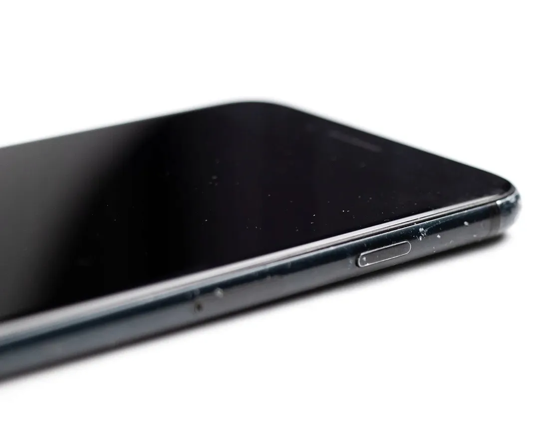 apple-iphone-7-marka-telefonu-apple