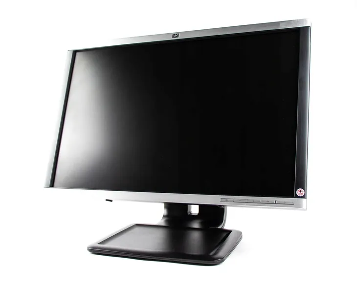 monitor-24-hp-czas-reakcji-5-ms