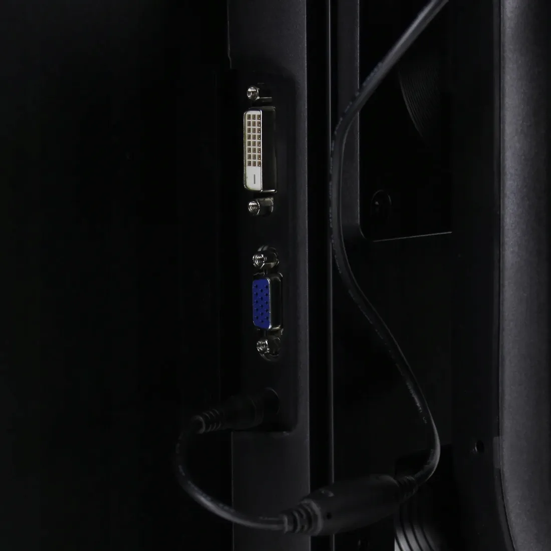 monitor-22-samsung-stan-powystawowy