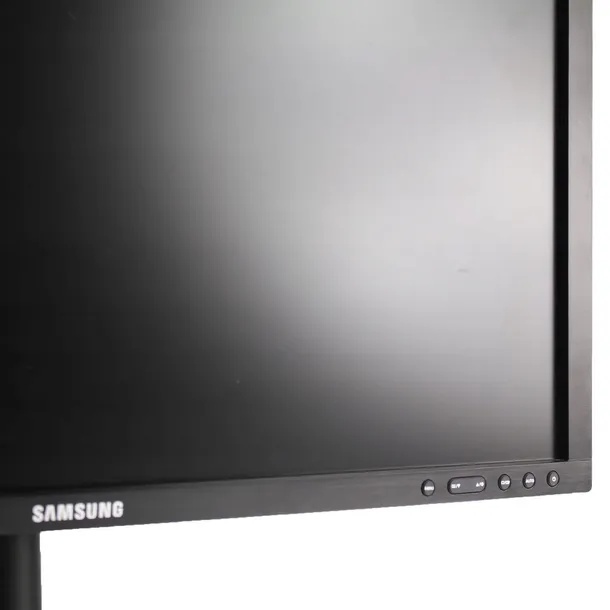 monitor-24-samsung-bez-podstawy-przekatna-ekranu-24
