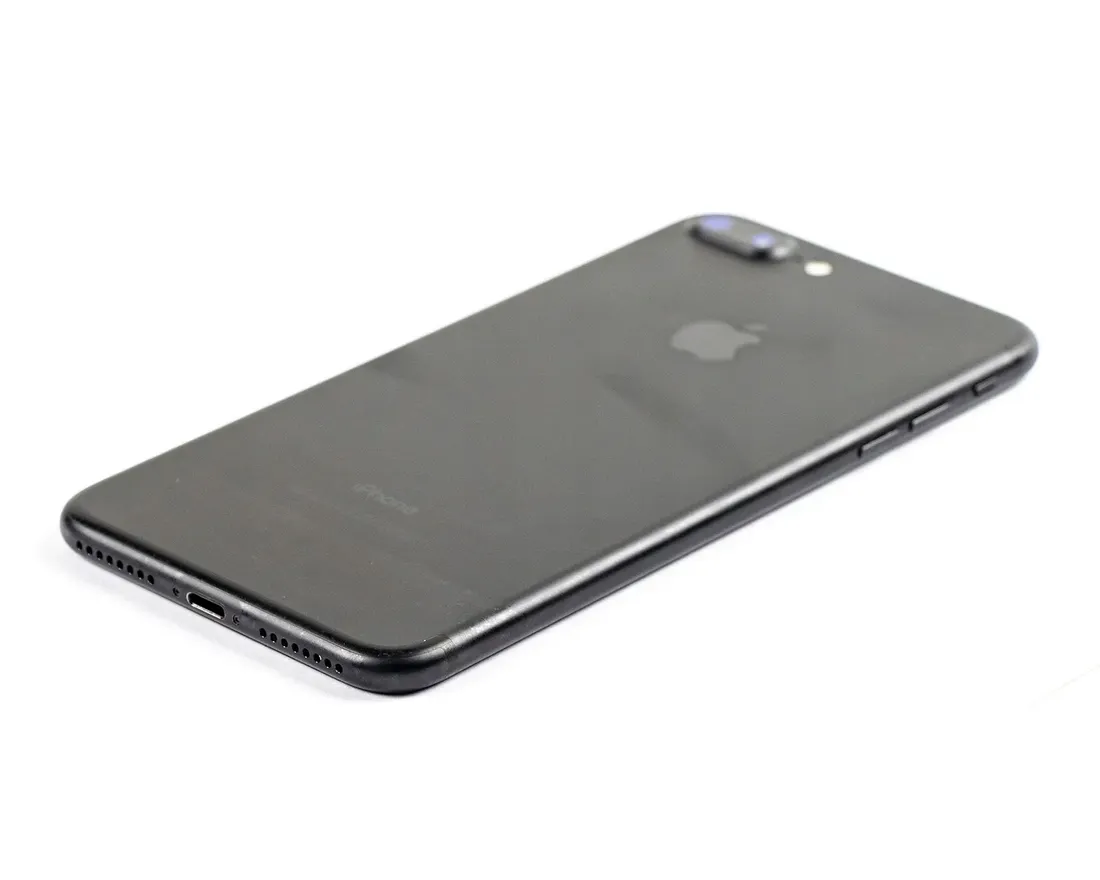 smartfon-apple-iphone-7-plus-kolory-bez-blokad