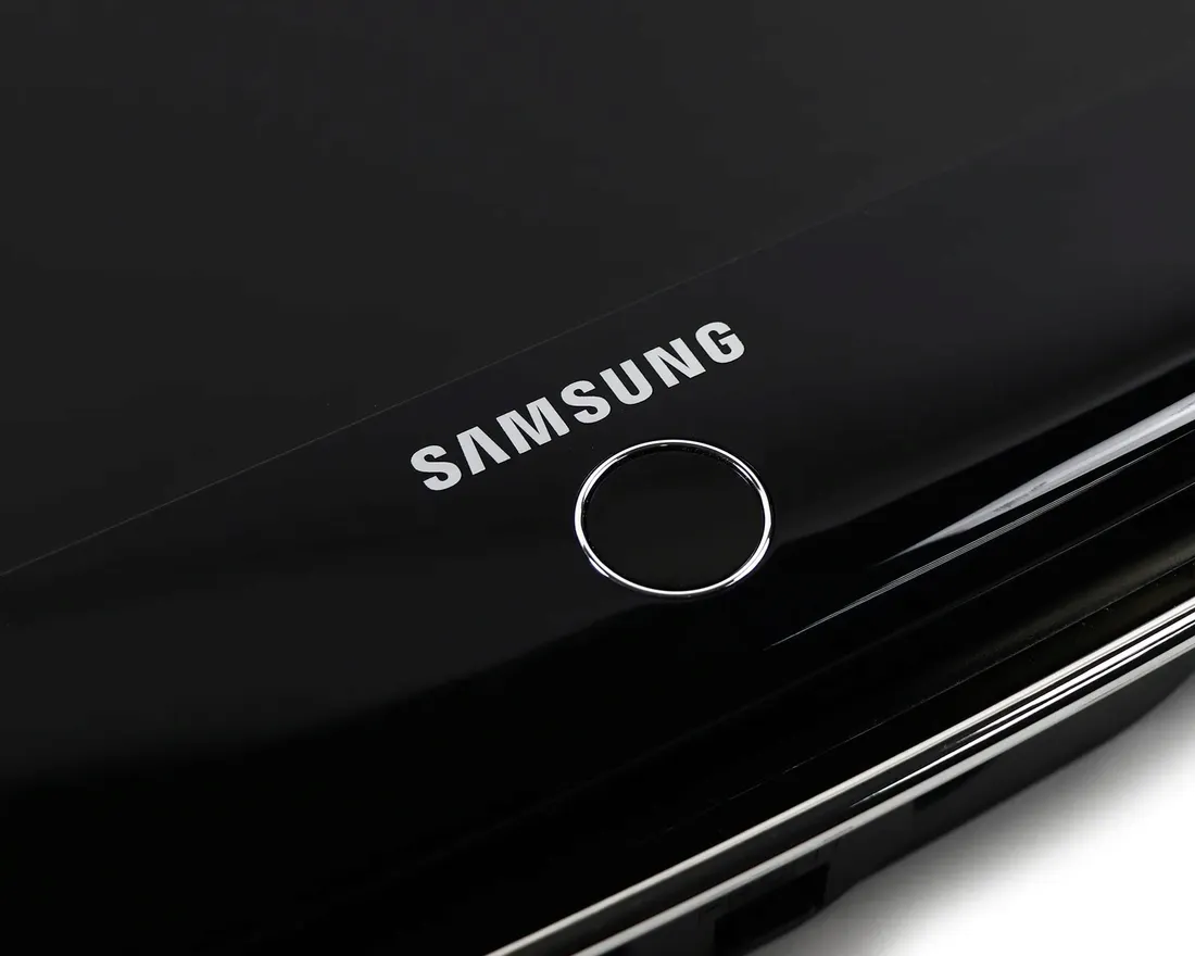 monitor-26-samsung-stan-powystawowy