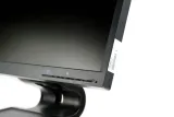 monitor-22-lenovo-przekatna-ekranu-22