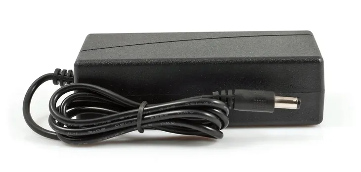 zasilacz-12v-36w-3a-desktop-do-tasm-led-marka-koloreno