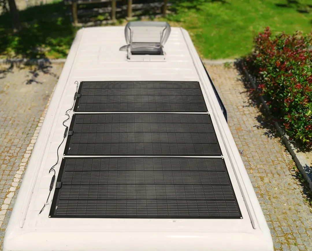 panel-fotowoltaiczny-sloneczny-przenosny-200w-ladowarka-solar-semi-flexible-stan-nowy