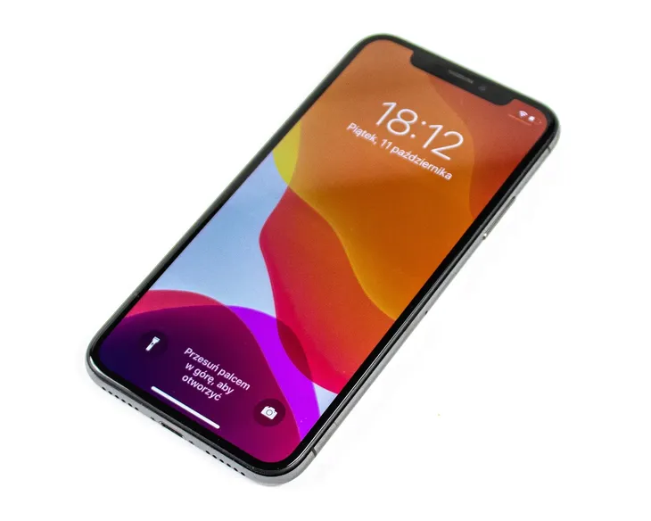 smartfon-apple-iphone-x-kolory-bez-blokad-stan-powystawowy