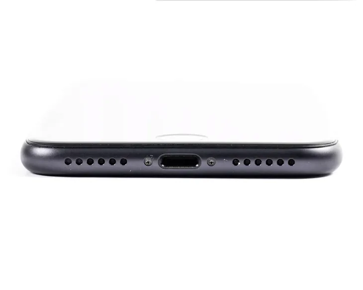 apple-iphone-8-256gb-wybor-kolorow-material-aluminium-szklo