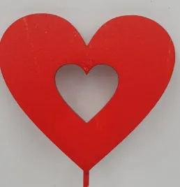 serce-na-piku-drewnianym-czerwone-3szt