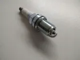 swieca-iskrowa-ngk-rozmiar-klucza-16-mm
