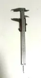 suwmiarka-150-mm-topex-31c615-maksymalny-zakres-pomiaru-150-mm-stan-nowy