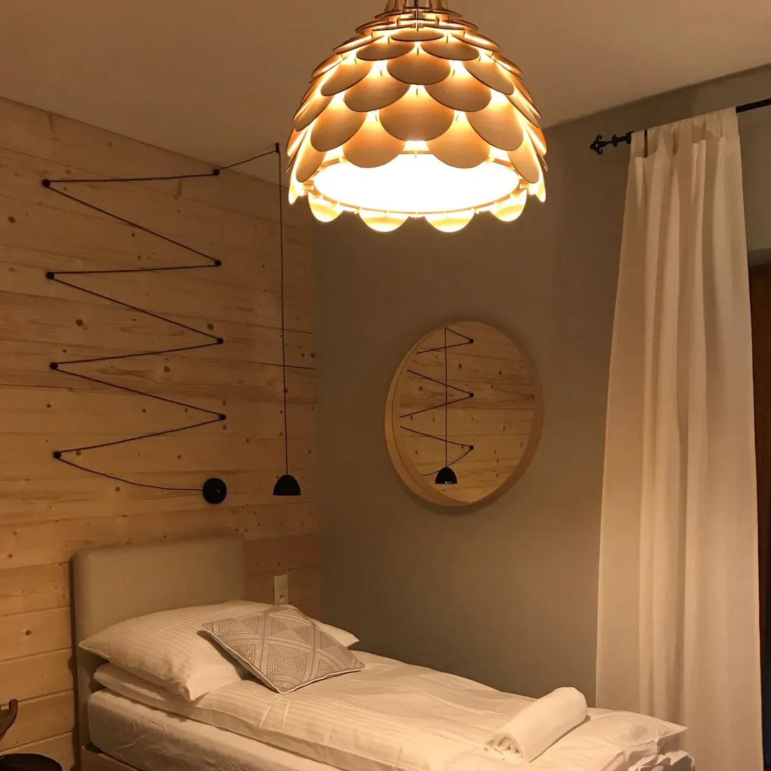 lampa-wiszaca-light-prestige-burgo-1xe27-drewno