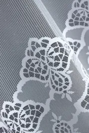 biala-zakardowa-firanka-z-tasma-222320-150-x-300cm