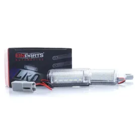 lampka-led-wnetrza-kabiny-nog-lexus-toyota