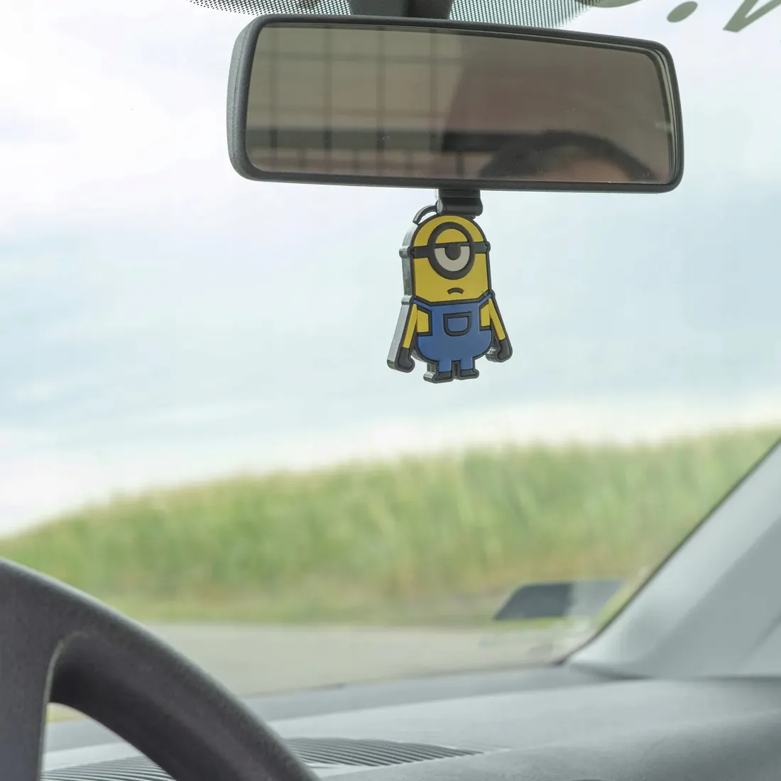 zapach-samochodowy-3d-minionki-stuart-candy-pop