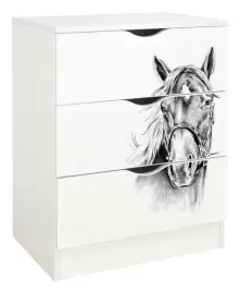 biala-komoda-z-3-szufladami-pojemna-i-stabilna-nadruk-uv-konik-60x42x78-cm
