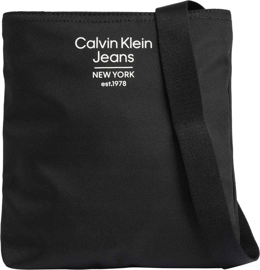 calvin-klein-torba-listonoszka-essentials-czarna