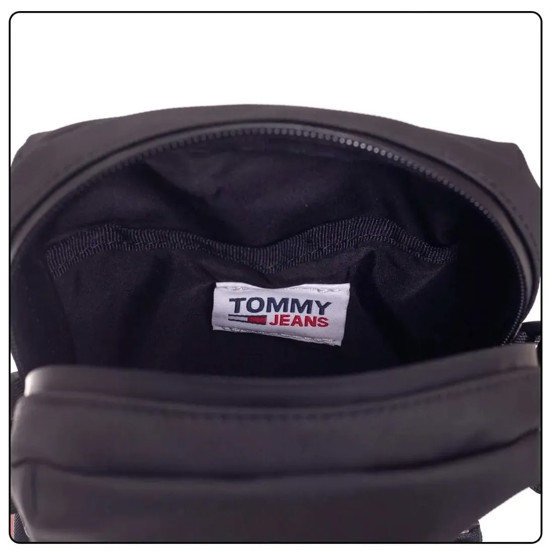 tommy-hilfiger-torba-listonoszka-function-czarna