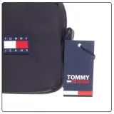 tommy-hilfiger-torba-listonoszka-function-czarna-material-dominujacy-skora-ekologiczna