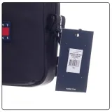tommy-hilfiger-torba-listonoszka-function-czarna-cechy-dodatkowe-brak
