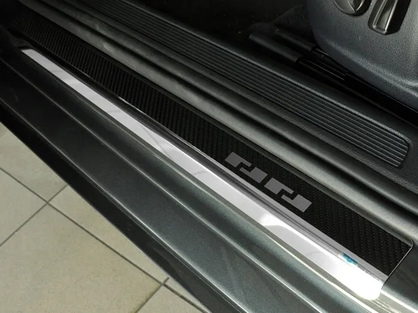 opel-corsa-d-5d-hatchback-or-corsa-e-5d-hatchback-o-stan-nowy-producent-alu-frost