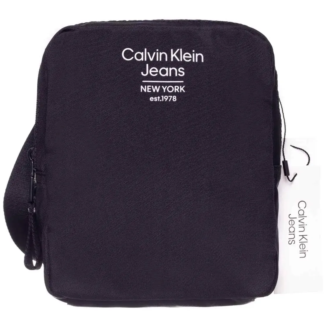 calvin-klein-torba-listonoszka-essentials-czarna