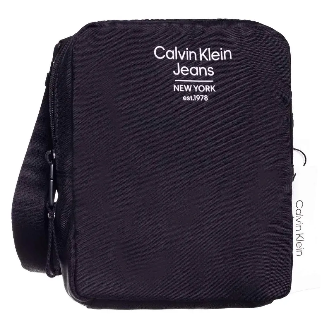 calvin-klein-torba-listonoszka-essentials-czarna