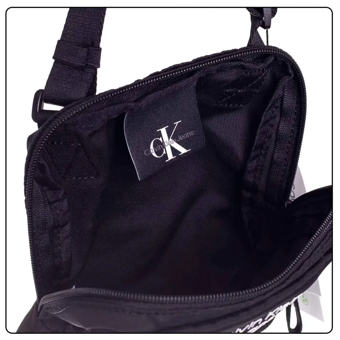 calvin-klein-torba-listonoszka-essentials-czarna