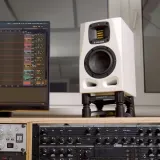 adam-a4v-white-monitory-aktywne-para-model-a4v-white